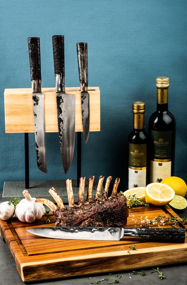 Cutting Board Natural Acacia Medium
