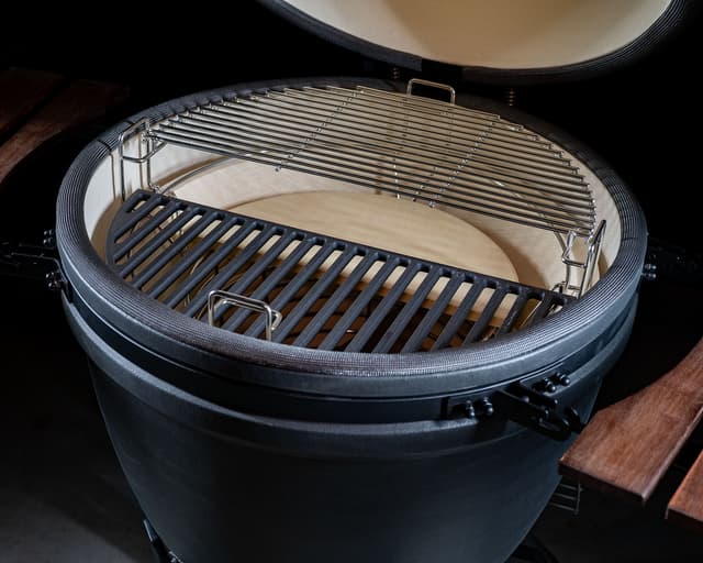 Grill Bill Pro III – XL Kamado BBQ 23.5"