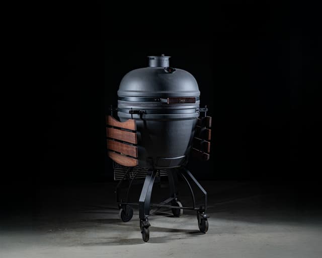 Grill Bill Pro III – XL Kamado BBQ 23.5"