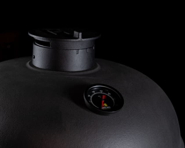 Grill Bill Pro III – XL Kamado BBQ 23.5"